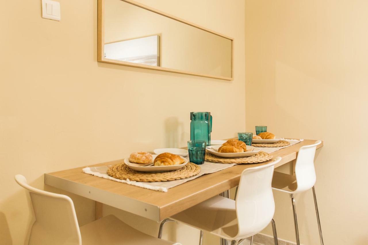 Central, Quiet, Cozy, Very Clean Private Apartment Close To Acropolis Athens Luaran gambar